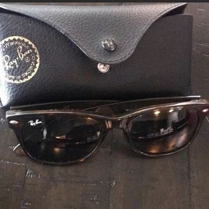 Brown ray bans with case!